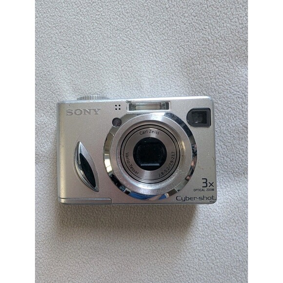 LOT of 3 Sony Cyber-Shot DSC-W7, DSC-W5, DSC-W30 Digital Cameras Carl Zeiss - Picture 6 of 16